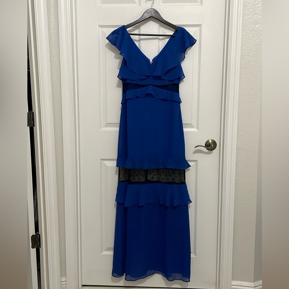 BCBG Generation women’s blue and black tiered ruffle maxi dress - Picture 3 of 9